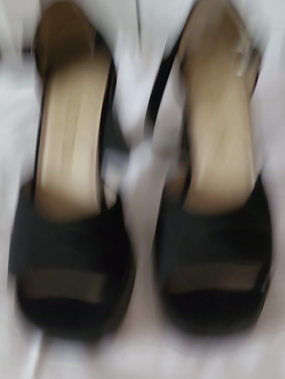 me too Black Open-Toe Slingback Heels
